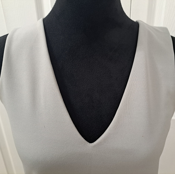 Missguided Gray Sleeveless Dress/Cover Up    Size 2 - Picture 2 of 10